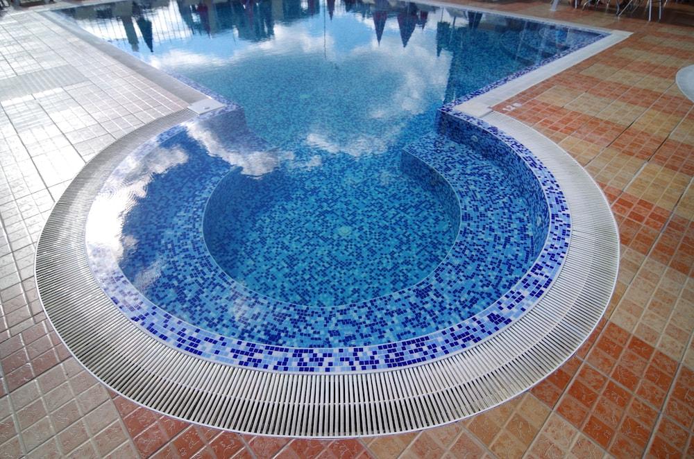 פרימורסקו Hotel Plamena Palace מראה חיצוני תמונה