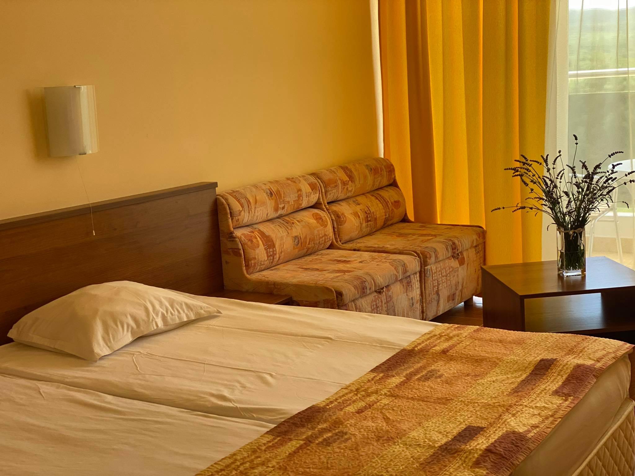 פרימורסקו Hotel Plamena Palace מראה חיצוני תמונה