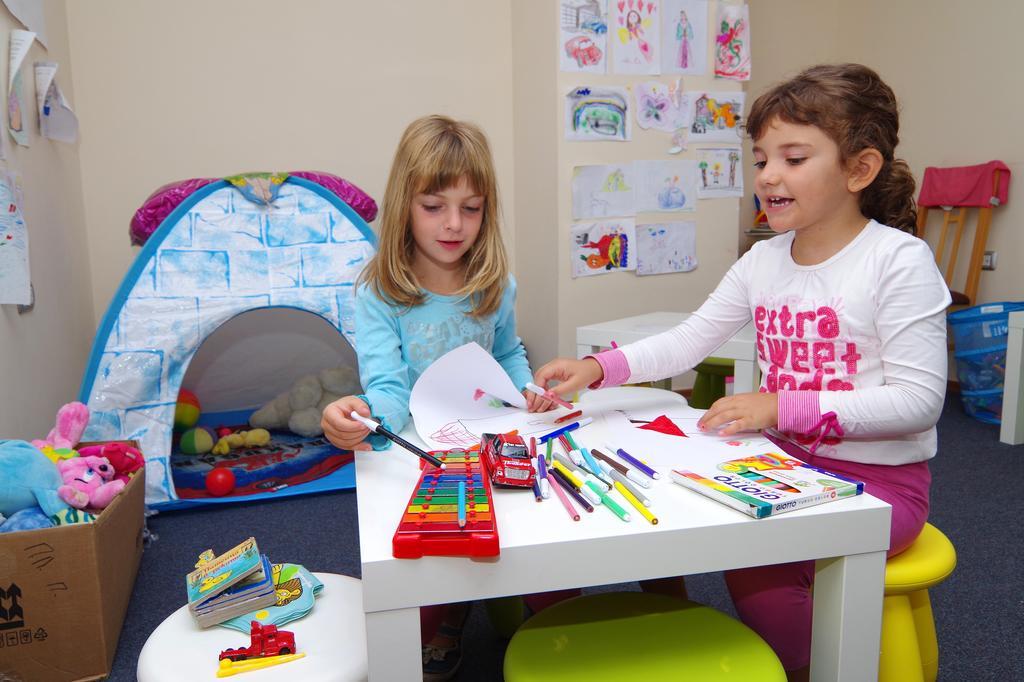 פרימורסקו Hotel Plamena Palace מראה חיצוני תמונה
