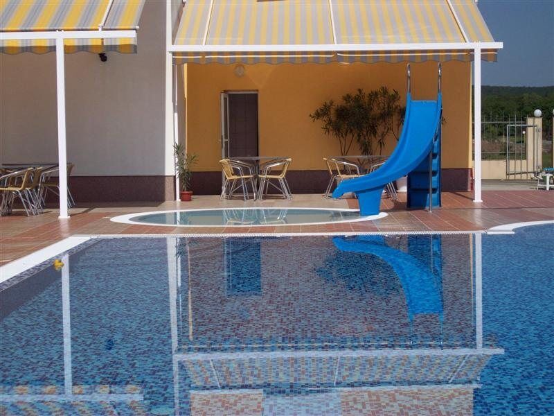 פרימורסקו Hotel Plamena Palace מראה חיצוני תמונה